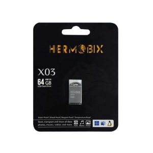 بسته‌بندی فلش مموری HERMOBIX X03 64 گیگابایت با لوگوی طلایی برند و آیکون‌های مقاومت در برابر آب و ضربه روی کارت مشکی